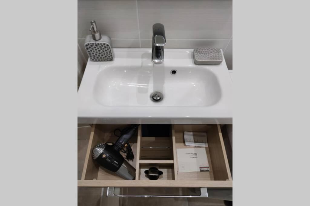 Joli T2 Proche Vieux-Port, Terrasses Du Port Et Metro Joliette Apartment Marsilia Exterior foto